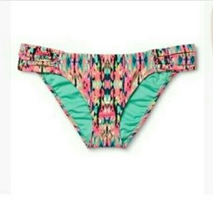 Shade & Shore Multi-color Bottom